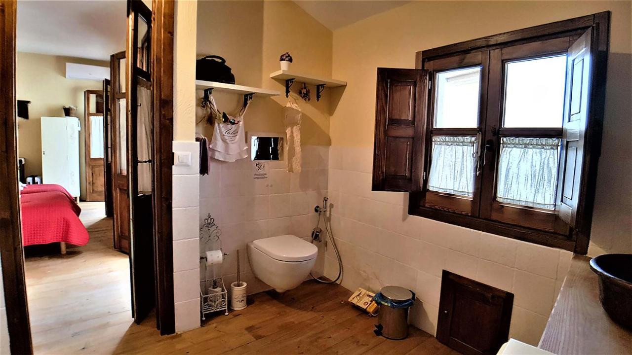 Casa Vacanza La Posadina באוני מראה חיצוני תמונה