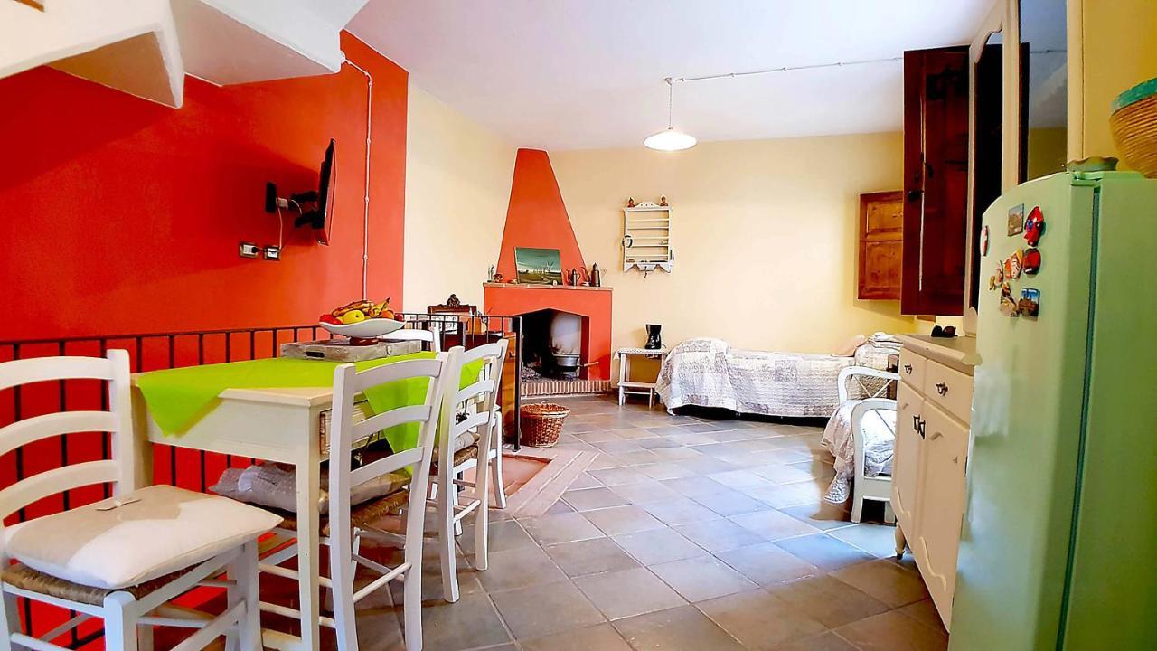 Casa Vacanza La Posadina באוני מראה חיצוני תמונה