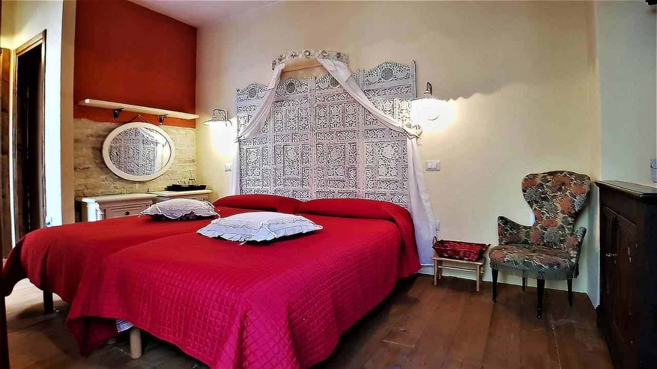 Casa Vacanza La Posadina באוני מראה חיצוני תמונה