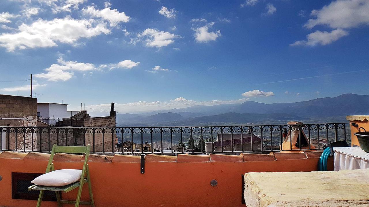 Casa Vacanza La Posadina באוני מראה חיצוני תמונה